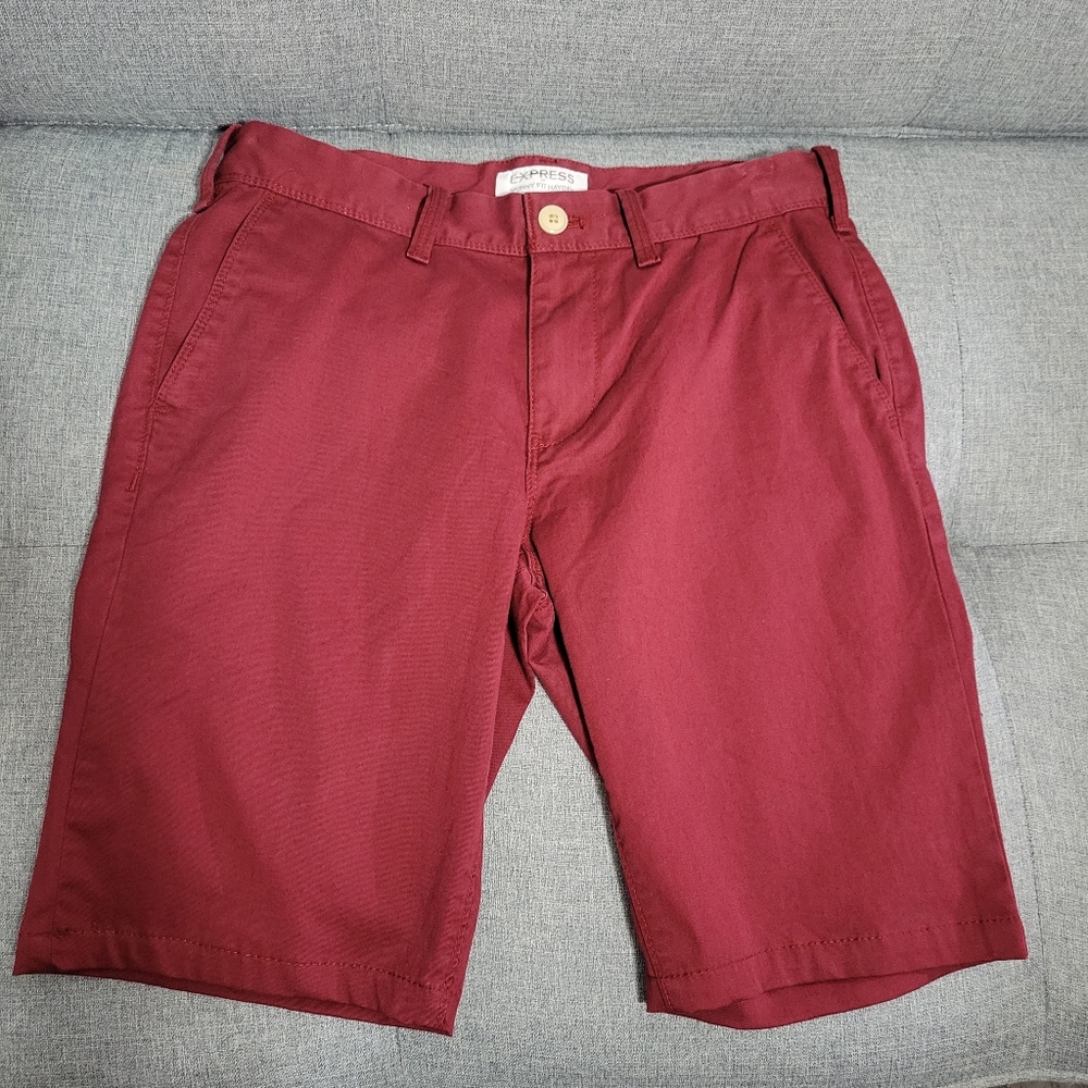 NWOT Express men shorts, size 28
